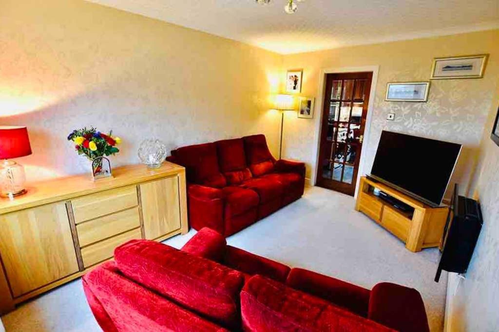 Aldourie Guest House room 3